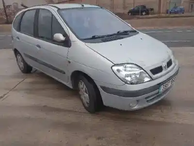 Veículo de Sucata renault scénic i monospace (ja0/1_, fa0_) 1.9 dti (ja1u) do ano 2002 alimentado f9q q7