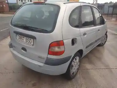 Veículo de Sucata renault scénic i monospace (ja0/1_, fa0_) 1.9 dti (ja1u) do ano 2002 alimentado f9q q7