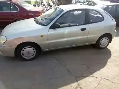 Veículo de Sucata daewoo lanos cool do ano 2003 alimentado a15sms
