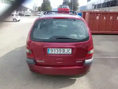 Veículo de Sucata renault                                            scénic i monospace (ja0/1_, fa0_)                                                                                                                                                                                                                          1.9 dti (ja1u) do ano 2001 alimentado f9q q7