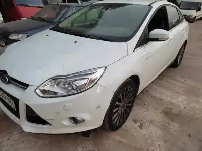 Verschrottungsfahrzeug ford focus turn. (cb8) titanium des jahres 2014 angetrieben m1da