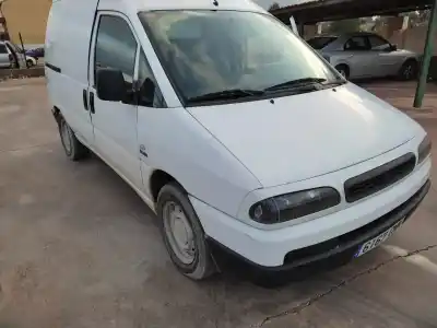 Veículo de Sucata fiat scudo (222) 2.0 jtd cat do ano 2003 alimentado rhx