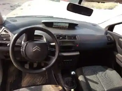 Veículo de Sucata citroen c4 berlina lx do ano 2007 alimentado 9hy