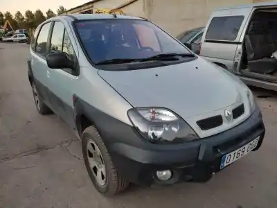Scrapping Vehicle renault scenic rx4 (ja0) 1.9 dci salomon of the year 2003 powered f9q k7