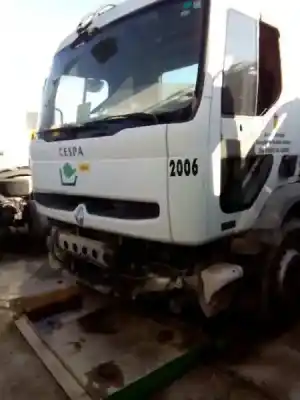 Veículo de Sucata RENAULT PREMIUM DISTRIBUTION Fas 4x2 Cabina larga do ano 2000 alimentado dCi 11G