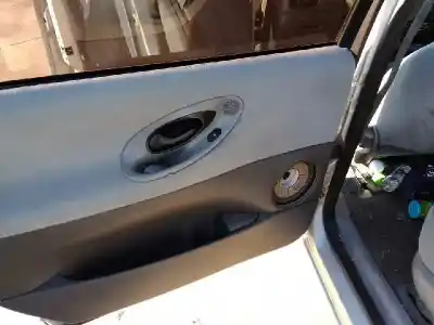 Sloopvoertuig ford galaxy (vx) clx van het jaar 1999 aangedreven ahu