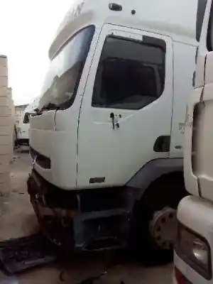 Здавання транспортного засобу renault midlum fg  xxx.12/c e3 cabina para dormir року 2000 потужний dci 6a