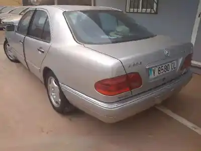 Утилизация автомобиля mercedes-benz clase e (w210) berlina diesel 300 turbodiesel (210.025) года 1999 питание 606962