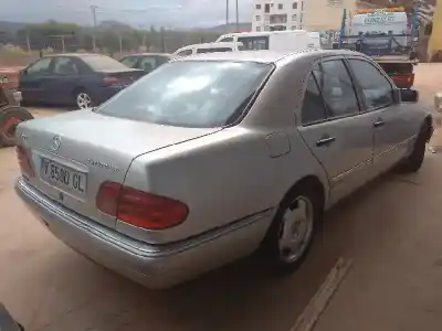 Утилизация автомобиля mercedes-benz clase e (w210) berlina diesel 300 turbodiesel (210.025) года 1999 питание 606962