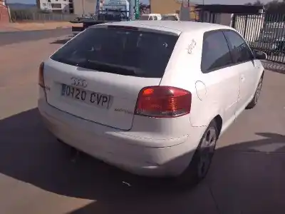 Veículo de Sucata audi a3 (8p) 2.0 tdi do ano 2004 alimentado bkd
