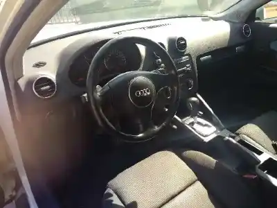 Veículo de Sucata audi a3 (8p) 2.0 tdi do ano 2004 alimentado bkd