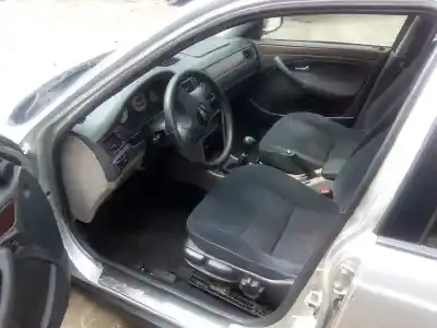 Veículo de Sucata mg serie 45 (t/rt) classic do ano 2004 alimentado 16k4f