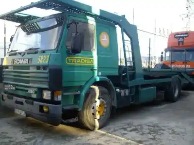Véhicule à la ferraille scania serie 3 93 m/ 210 de l'année 1990 alimenté 