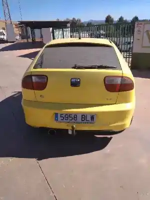 Veículo de Sucata seat                                               leon (1m1)                                                                                                                                                                                                                                                 signo                                                                                                                                                                                                                                                      do ano 2001 alimentado asv