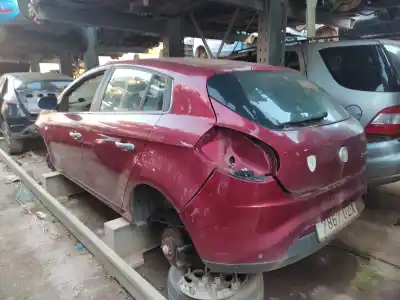 Veículo de Sucata fiat bravo (198) 1.4 multiair t. 16v dynamic (103kw) do ano 2010 alimentado 198a7000