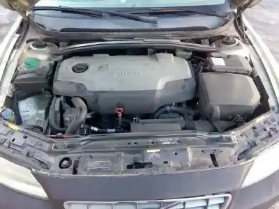 Veículo de Sucata volvo v70 familiar edition r-design do ano 2007 alimentado d5244t4