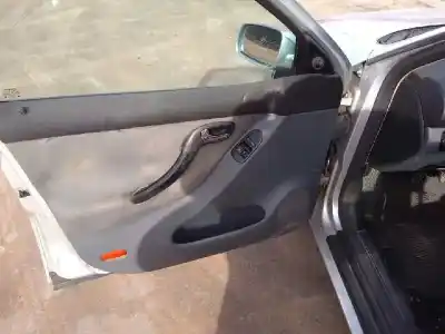 Здавання транспортного засобу seat leon (1m1) signo року 2000 потужний agr