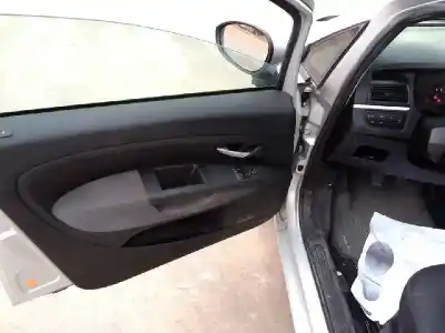 Veículo de Sucata fiat linea (110) activa (110.0/111.0) do ano 2008 alimentado 199a3000