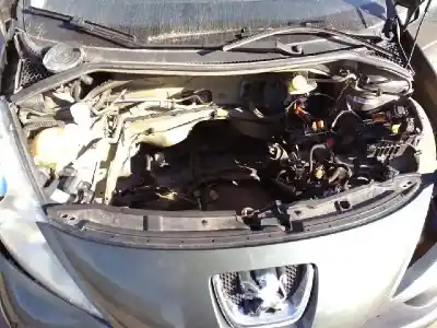 Veículo de Sucata peugeot 207 confort do ano 2008 alimentado 8fs