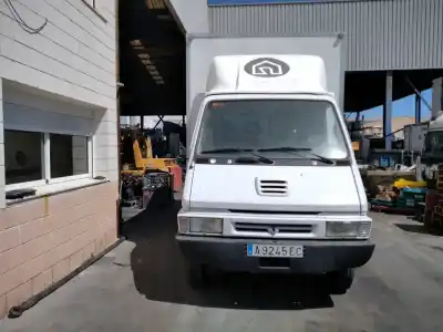 Véhicule à la ferraille RENAULT B 120-35/55/65 MESSENGER E2 2.8 Diesel de l'année 1999 alimenté 8140.43.25