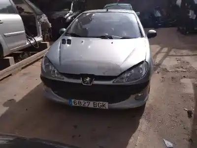 Scrapping Vehicle peugeot 206 cc cc of the year 2001 powered rfn