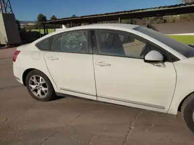 Veicolo di demolizione citroen c5 berlina millenium dell'anno 2010 alimentato 9hz