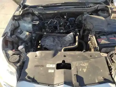 Veicolo di demolizione citroen c5 berlina millenium dell'anno 2010 alimentato 9hz