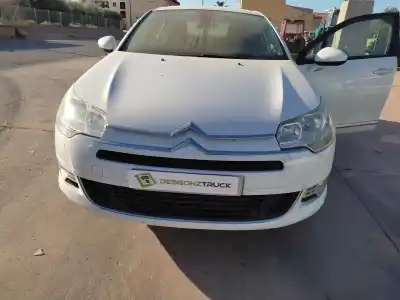 Veicolo di demolizione citroen c5 berlina millenium dell'anno 2010 alimentato 9hz