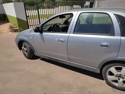 Veículo de Sucata opel corsa c blue line do ano 2005 alimentado z13dt