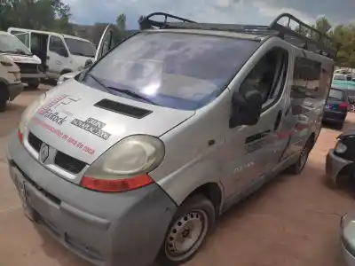 Veículo de Sucata renault trafic combi (ab 4.01) * do ano 2004 alimentado 