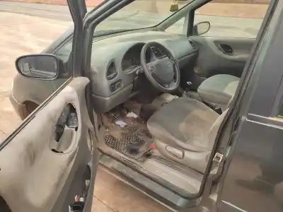 Scrapping Vehicle ford galaxy (vx) clx of the year 1999 powered ahu