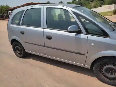 Veicolo di demolizione opel meriva blue line dell'anno 2003 alimentato z17dth