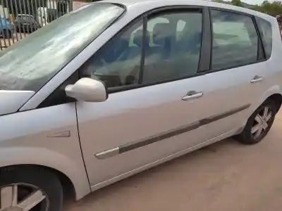 Scrapping Vehicle renault scenic ii authentique of the year 2005 powered k9k f7