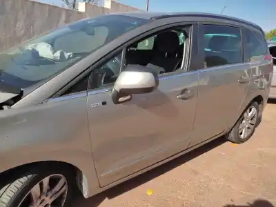 Veicolo di demolizione peugeot 5008 * dell'anno 2015 alimentato 