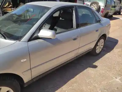 Veículo de Sucata audi a4 berlina (b5) 1.8 do ano 2000 alimentado adr