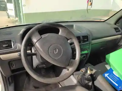 Scrapping Vehicle renault   of the year 2005 powered k9k a7