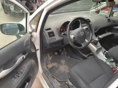 Scrapping Vehicle toyota auris active of the year 2011 powered 1nd