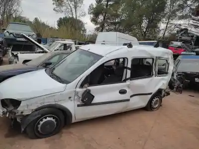 Veículo de Sucata opel combo familiar do ano 2003 alimentado y17dt