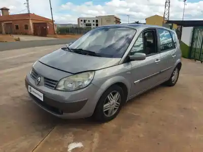 Veículo de Sucata renault scenic ii 1.9 dci diesel do ano 2004 alimentado f9q d8