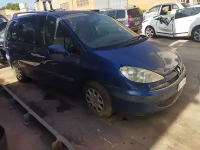 Veículo de Sucata peugeot 807 (eb_) 2.0 hdi do ano 2004 alimentado rht