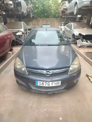 Veículo de Sucata OPEL ASTRA H TWINTOP (A04) 1.6 (L67) do ano 2006 alimentado Z 16 XE1,Z 16 XEP