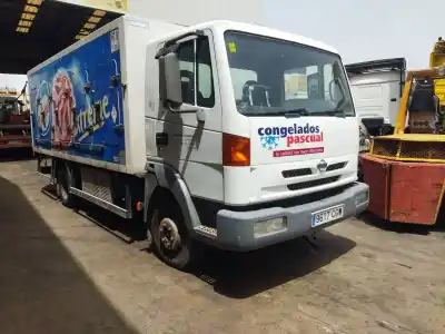 Veicolo di demolizione nissan atleon 165 dell'anno 2003 alimentato b660