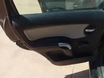 Veículo de Sucata citroen c3 1.4 hdi exclusive do ano 2003 alimentado 8hx