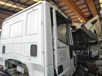 Veículo de Sucata iveco eurocargo fg 120 e larga distancia do ano 2015 alimentado f4afe611c*c