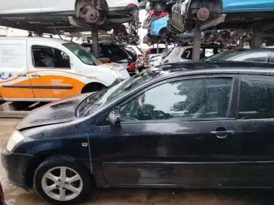 Veículo de Sucata toyota corolla (_e12_) 2.0 d-4d (cde120r_, cde120l_) do ano 2004 alimentado 1cd-ftv