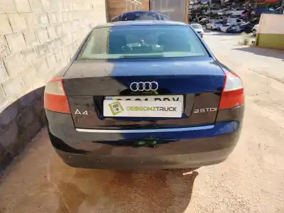 Veículo de Sucata audi a4 berlina (8e) 2.5 tdi (120kw) do ano 2004 alimentado bcz