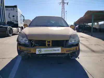 Здавання транспортного засобу renault clio ii fase ii (b/cb0) authentique року 2002 потужний k9k a7