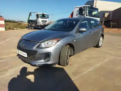 Scrapping Vehicle mazda 3 (bl) 2.2 mzr cd (bl10) of the year 2012 powered r2