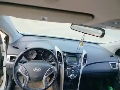 Veicolo di demolizione hyundai i30 (gd) 1.6 crdi dell'anno 2015 alimentato d4fb