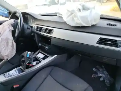 Scrapping Vehicle bmw 3 (e90) 320 d of the year 2007 powered 204d4